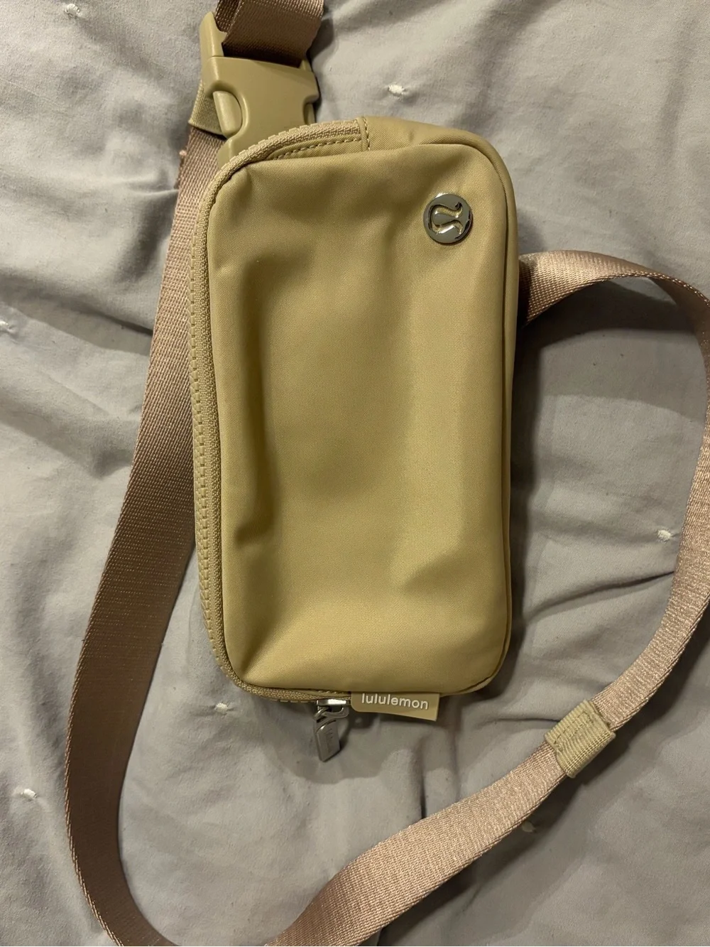 Lululemon mini everywhere belt bag - Picture 1 of 5